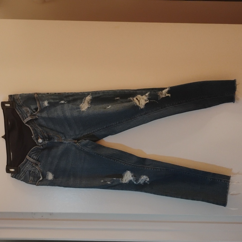Women's Old Navy Maternity Rockstar super skinny jeans size 8